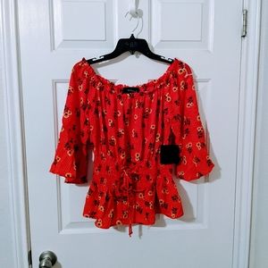 ✨New✨Floral red blouse